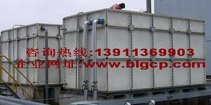 玻璃鋼生活水箱采用食等級樹脂,安全衛(wèi)生水質(zhì)好